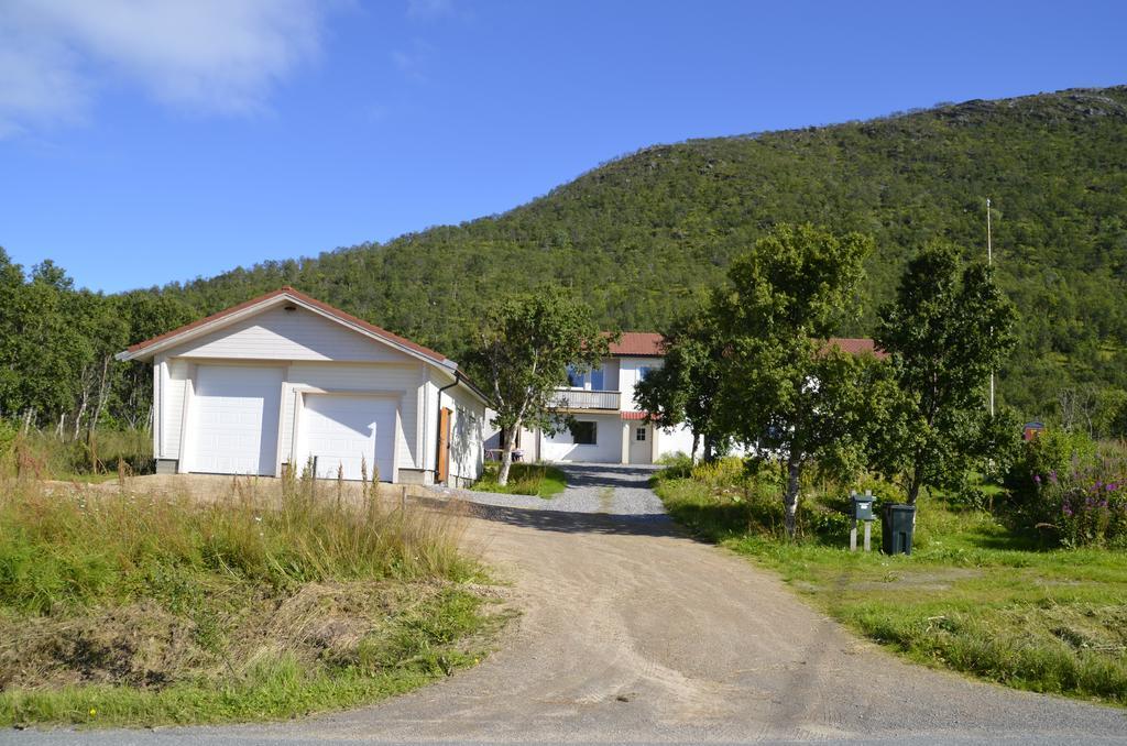 Villa Fjord House Fornes Exterior foto